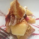 和伊の皿 美倭 - アップ（おいしそーだ）　　フルーツピザが