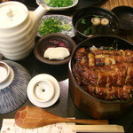 ひつまぶし 稲生 エスカ店 - 普通のひつまぶしです。上ひつまぶしでなくても結構なボリューム感があります