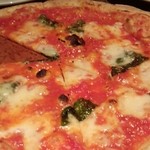 ベルガモ - マルゲリータ　4人で一皿