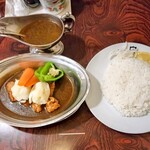 デリー - カシミールカレー(鶏肉)の2人前仕様、ライス大盛り