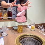 焼肉 ホルモン Beef Boss - 