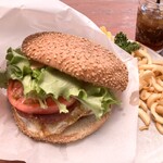 ＭｉｄＣｒｅｅｋ Ｃａｆｅ - スペシャルバーガー　1,500円