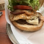 ＭｉｄＣｒｅｅｋ Ｃａｆｅ - ボリューム満点の具材達