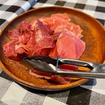 スペインバル　Nomi Deli  - スペイン産生ハムの切り落とし