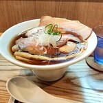 らーめん 心麦 - サイドビュー