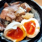 らーめん 心麦 - 味玉断面図