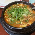 美食園 - ホルモン入り麻婆豆腐　990円