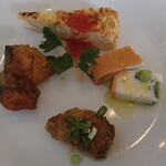 TATEYAMA イタリア食堂 - 小皿料理 前菜4品盛り合わせ（かぼちゃのローズマリー風味・カキのオイル漬け・カニのフリッタータ・ブロッコリーとえびのテリーヌ）
