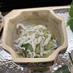 澤田 - しらすとセロリの和え物