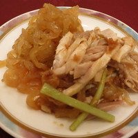 中国四川料理 桃花源 - クラゲの酢の物と棒々鶏。