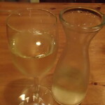 TATEYAMA イタリア食堂 - デカンタワイン白