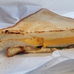 カフェ・ベローチェ 茅場町駅前店 - Aセットのトーストサンド（とろ〜りチーズ＆ツナ　〜チェダーチーズ〜）