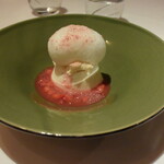 リストランテ カノフィーロ - 桜のパンナコッタ　酒粕のジェラートとイチゴ