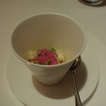 リストランテ カノフィーロ - 水蛸と大根のタルタル　ビーツ のクレマ