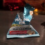 DEN - マカダミアナッツ