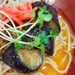 爽亭 - 揚げナスが3個