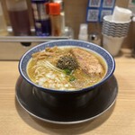 煮干そば 流。 - カレーなアブラ煮干そば