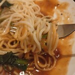 あんかけ太郎 - 麺は細麺でカリッとしてます。