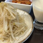 炭火焼肉 にく式 すすきの店 - 