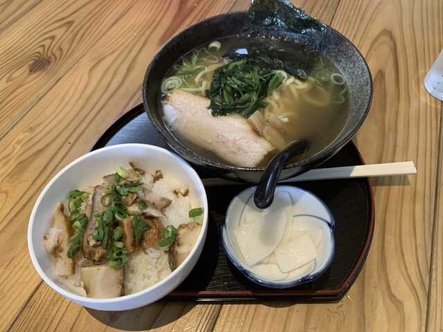 渡（ワタリ） - 中荒井（ラーメン）の写真