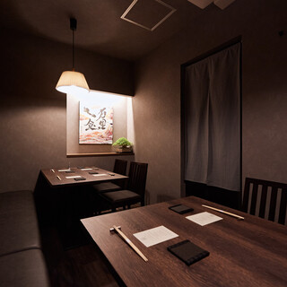 接待や会食など多用途にご利用いただける個室