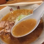 さっぽろ純連 - ラードで熱々スープ