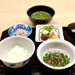 道人 - ⑩伊勢海老卵の味噌汁 ～器の見返しが美しい。更に伊勢海老卵が最高の味わい