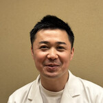 道人 - ご主人の中島さん。和やかな雰囲気に包まれながらも、いざ料理に向き合う際のご主人が醸し出すピンと張り詰めた空気感が心地良い。