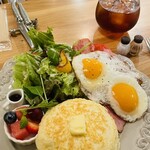 Honey　Hunt　Café - 