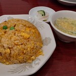 中華飯店 一番 - スープ、漬物も抜かりなし！