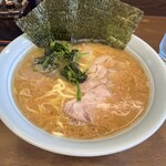 寿々喜家 - ラーメン（中盛＋チャーシュー）