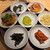 参鶏湯 人ル - 料理写真:おつまみの小皿が並びます