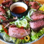 cafe Hanamori - ローストビーフサラダ