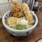 トウキョウライトブルー ホンゴウスリー - 鶏天＆ちくわ天 ぶっかけうどん