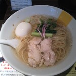 塩生姜らー麺専門店 MANNISH 淡路町本店