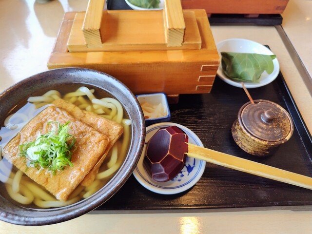 Kakinohazushi Yamato Goshoten Yamatozashi Musoan photo 4