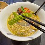 Japanese Soba Noodles 蔦 - 「スナップエンドウ」