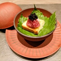 八重洲 steak & seafood 鉄板焼き 一心 - 黒毛和牛の生ハムとムース　キャビアのせ