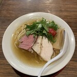 だし廊 - 飛魚だし塩生姜そば 950円