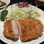 もち豚とんかつ たいよう - 上ロースカツ定食 2300円