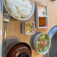 しゃぶしゃぶと焼肉 わにく ミッドランドスクエア店 - 