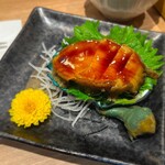 Sushi To Tempura Nihon No Umi - 煮鮑　抜群の柔らかさ。特に肝が良いですね