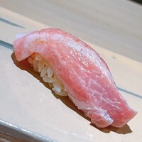 鮨 青海 - 噴火湾のマグロの蛇腹