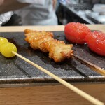 焼鳥 enta - 銀杏（2粒食べた後^^;）皮、トマト