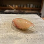 東麻布 天本 - 縞鯵