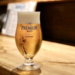 餃子とスパークリング バブルス - 神泡トリビー♪