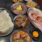 炭火焼肉うしまつ - 