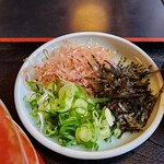 手打 神代そば - 薬味