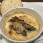 紀尾井町 とんかつ・洋食ひとみ - 鮑のグラタン　鮑が柔らかい