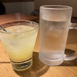 碧と風 - 海藻焼酎￥450と…パイナップルのソーダ割り￥？